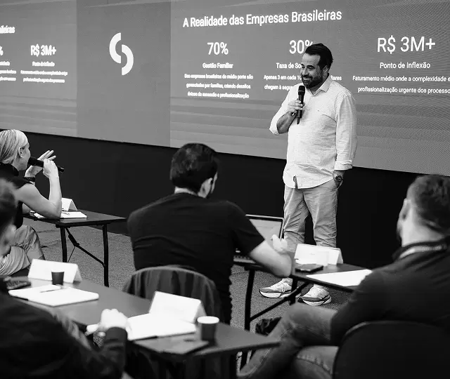 Palestra para empresários no Sales Village